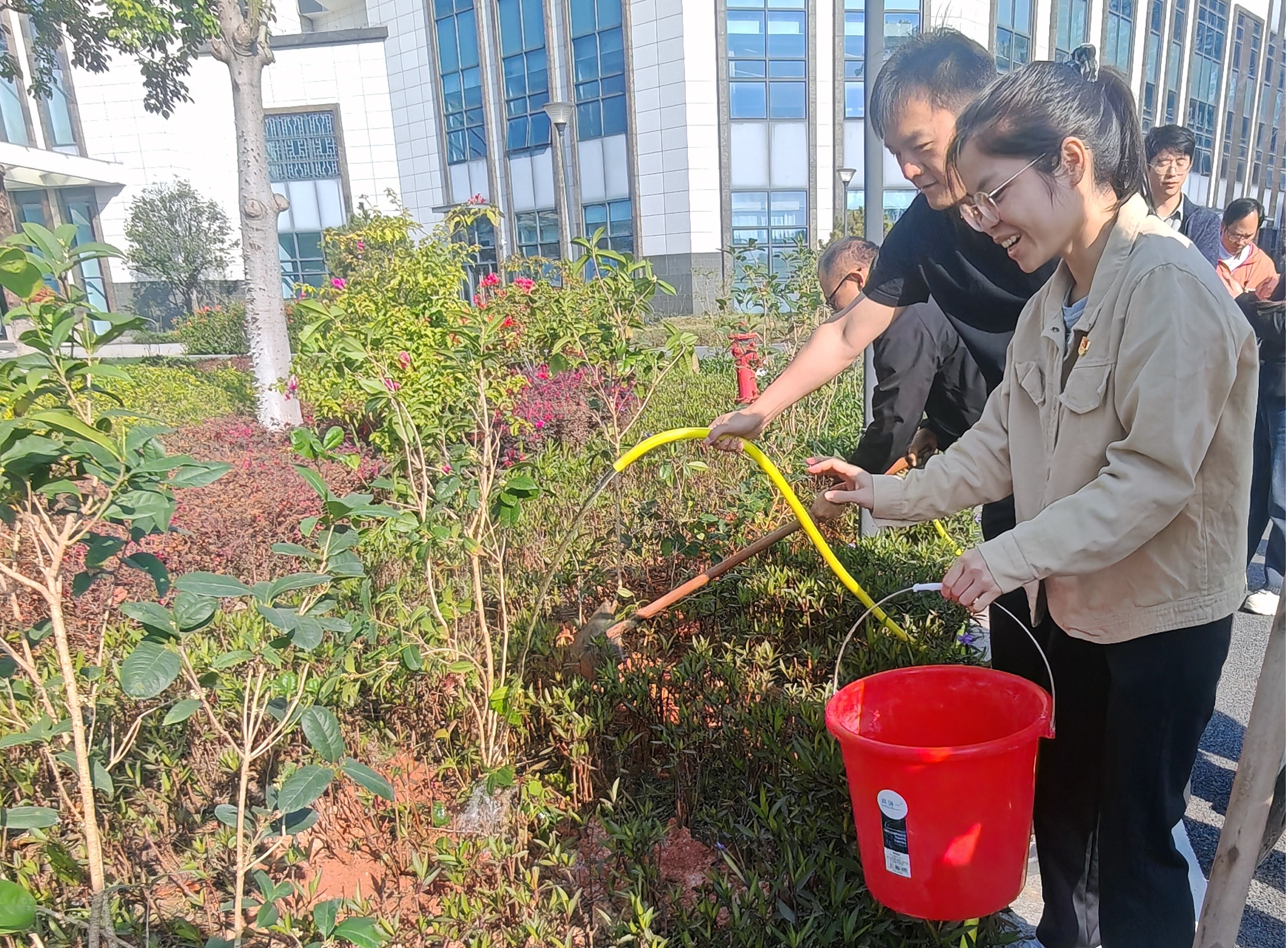 图片5.jpg 图片5.jpg