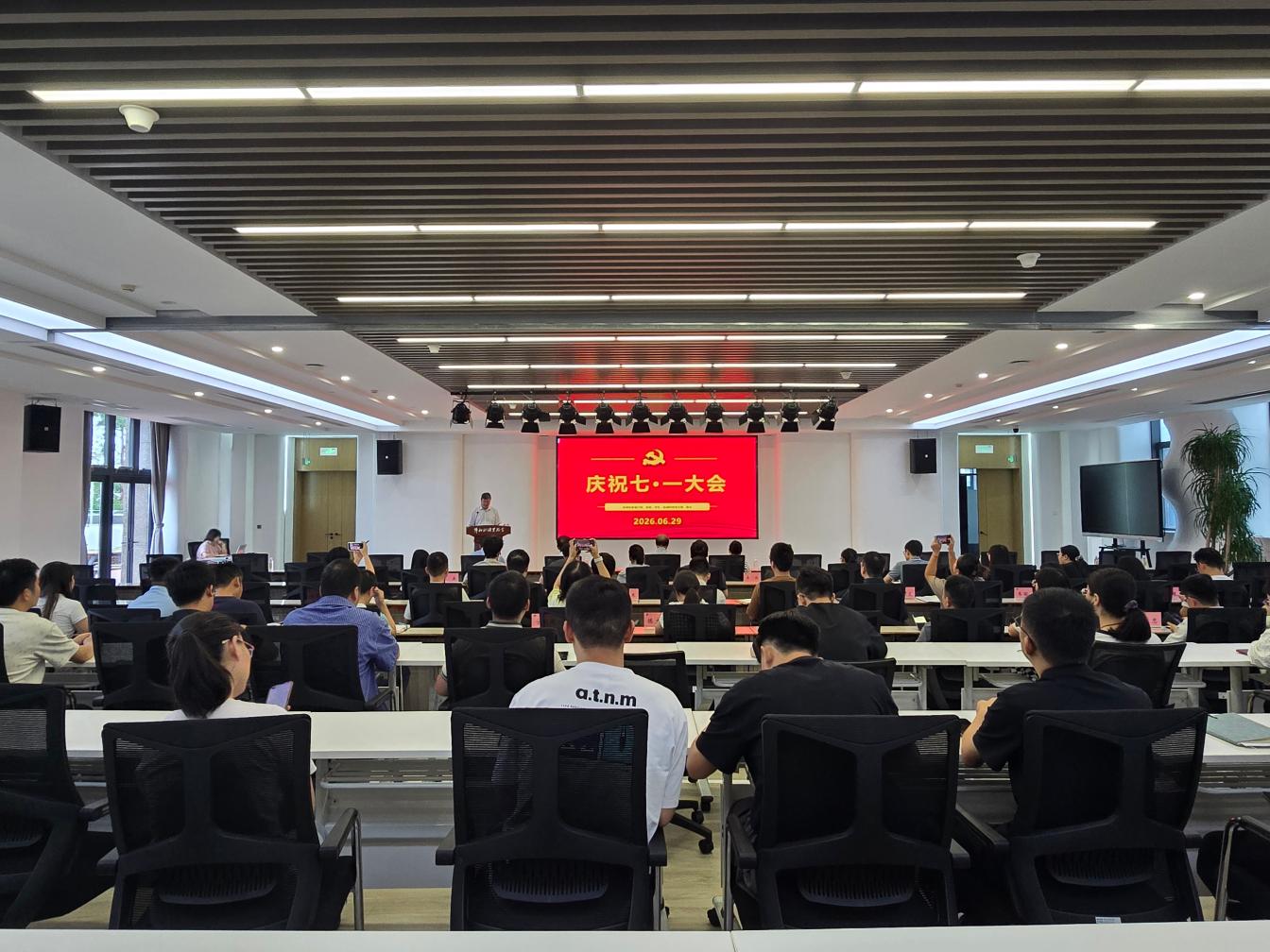 图片1.jpg 图片1.jpg